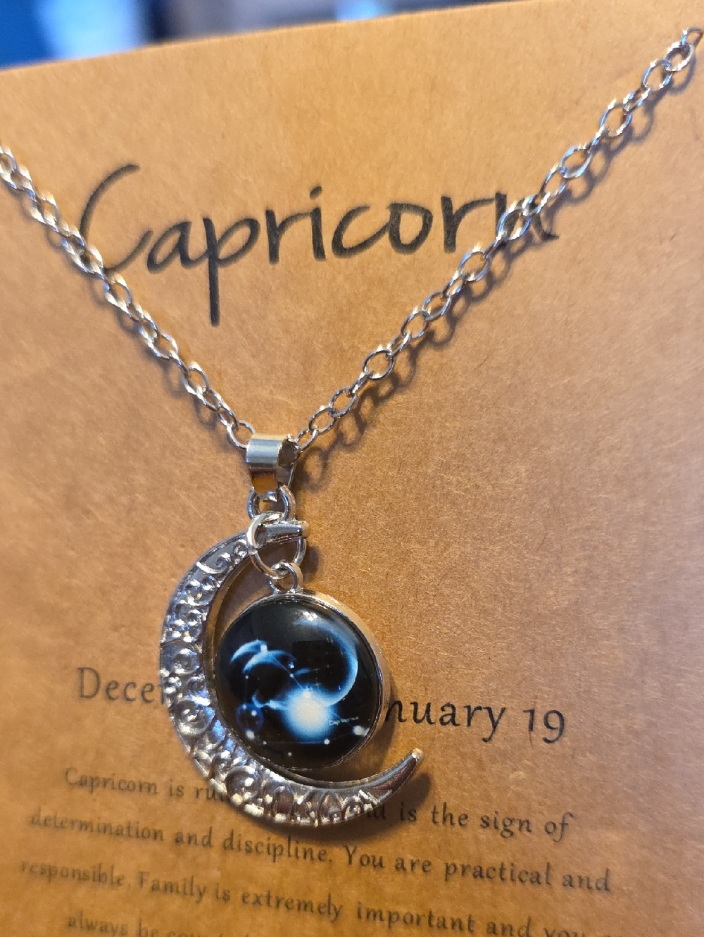 Capricorn Crescent Moon Necklace with Black Zodiac Cabochon - Picture 3 of 11